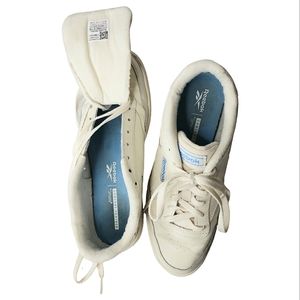 Reebok Old School Club White Almond Toe Branding Turquoise Athletic Sneakers 8.5